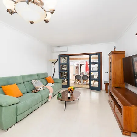 Villa Marisol *